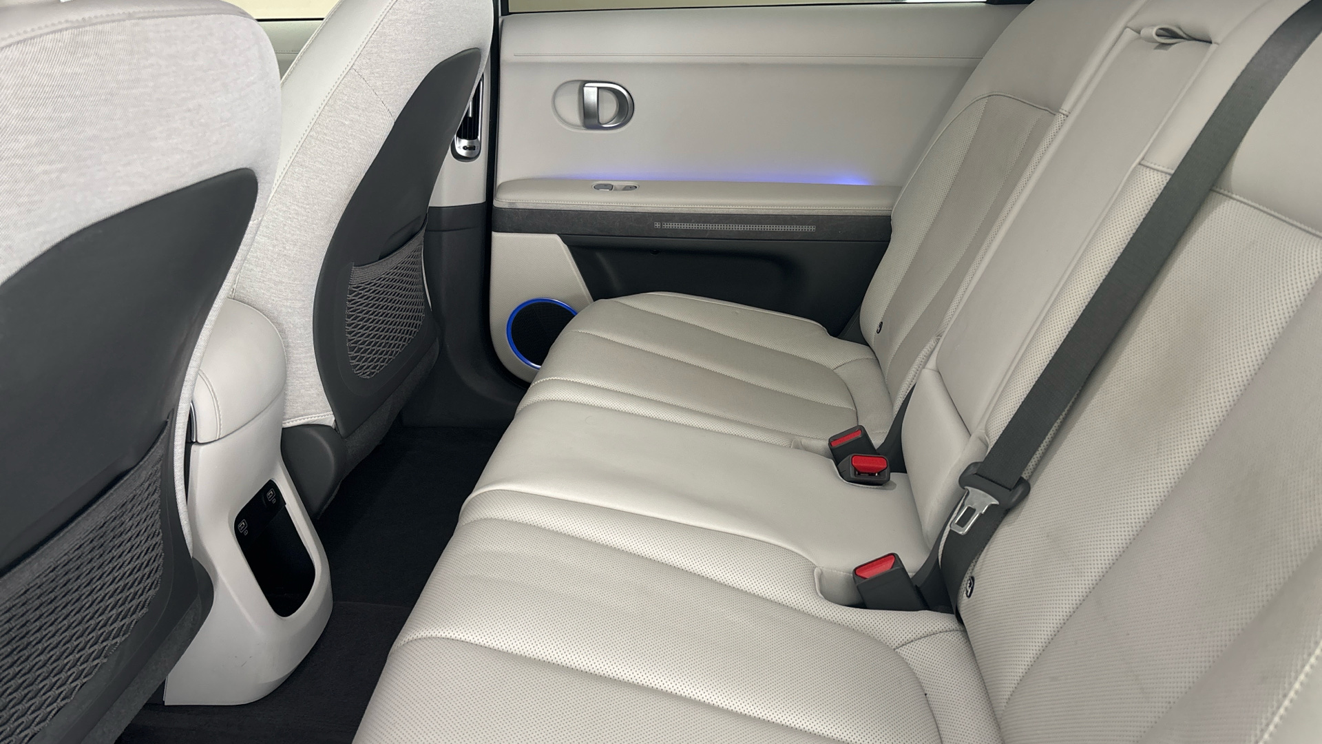 4020654 160kW Ultimate 73 kWh 5dr Auto