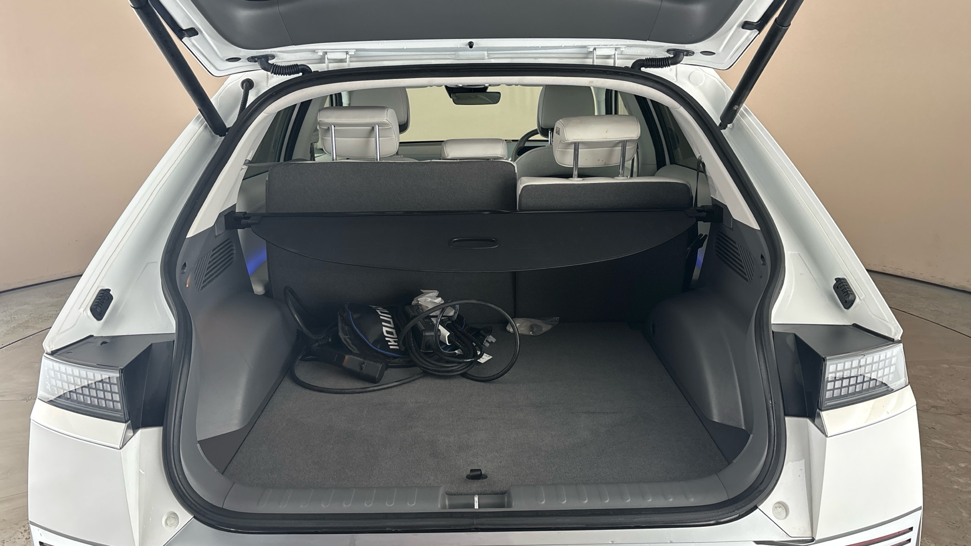 4020654 160kW Ultimate 73 kWh 5dr Auto