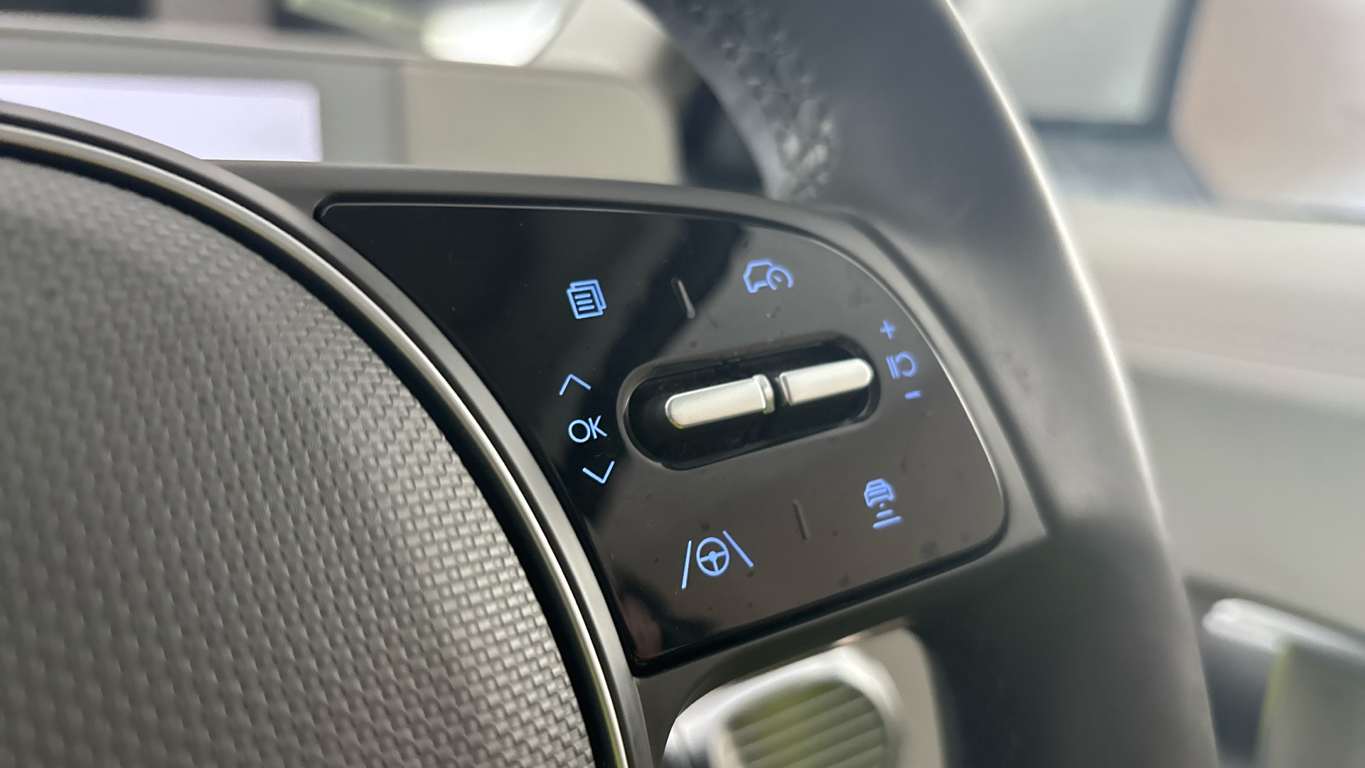 4020654 160kW Ultimate 73 kWh 5dr Auto