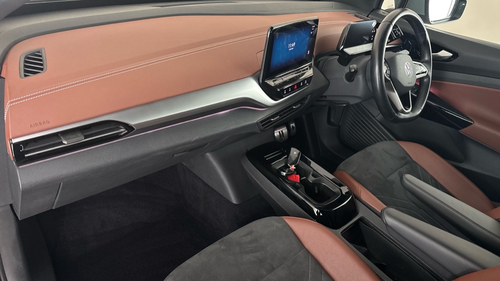 VOLKSWAGEN ID.4 Image 10