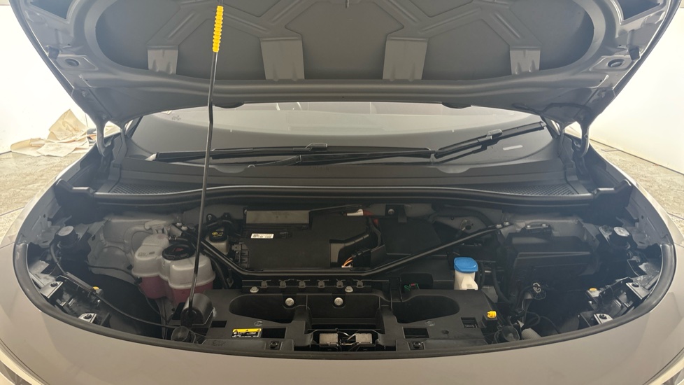 VOLKSWAGEN ID.4 Image 16