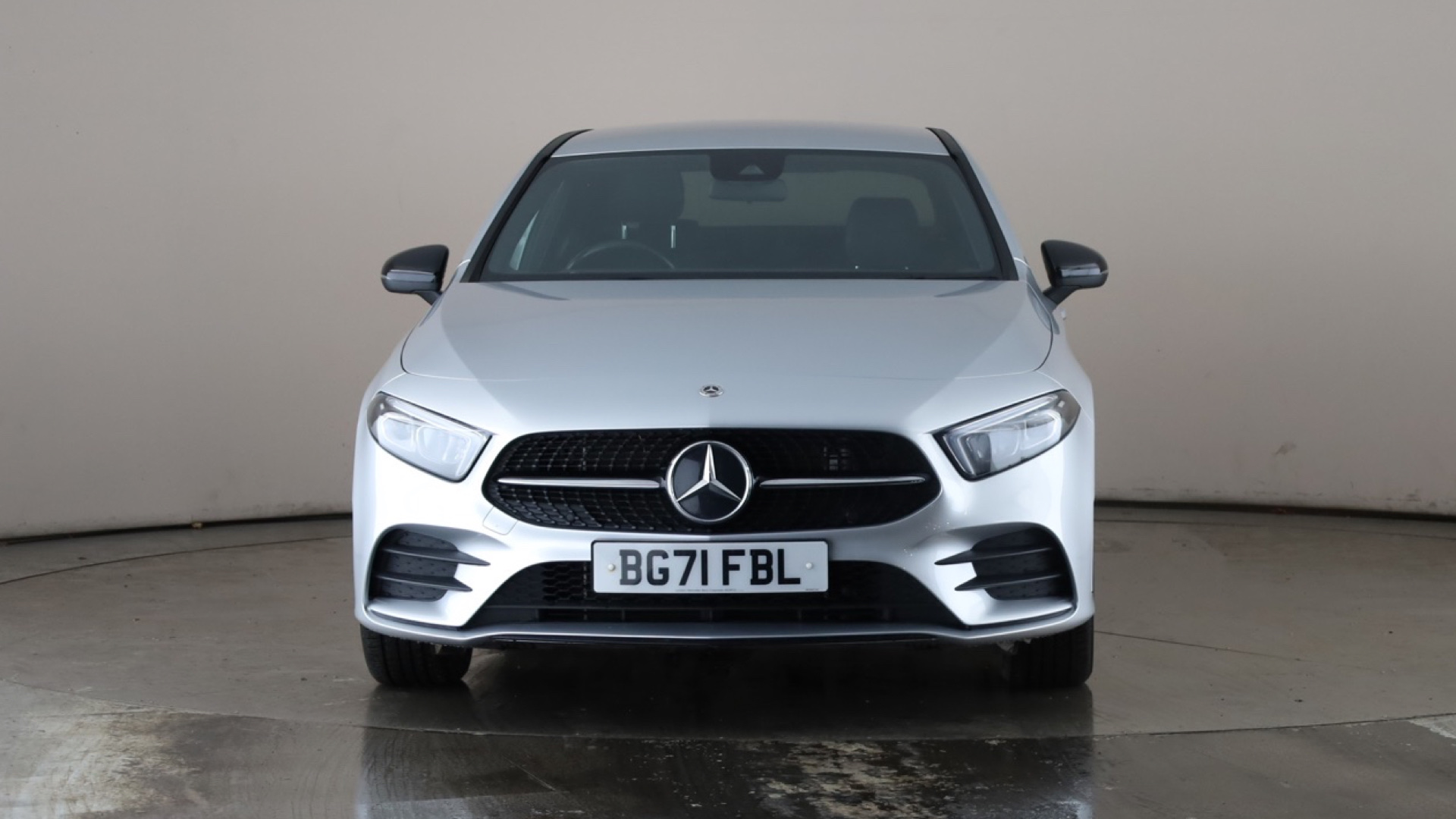 4020869 A250e AMG Line 4dr Auto