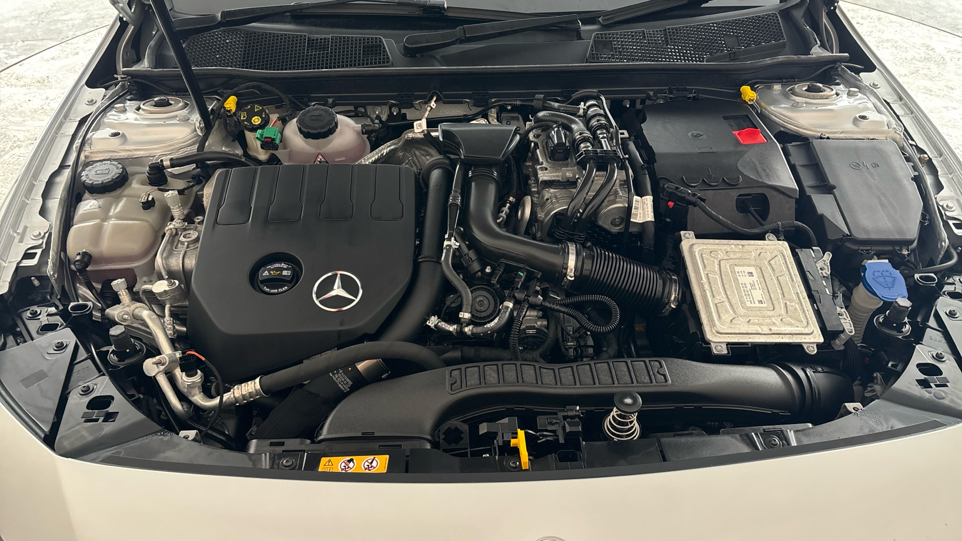 4020869 A250e AMG Line 4dr Auto