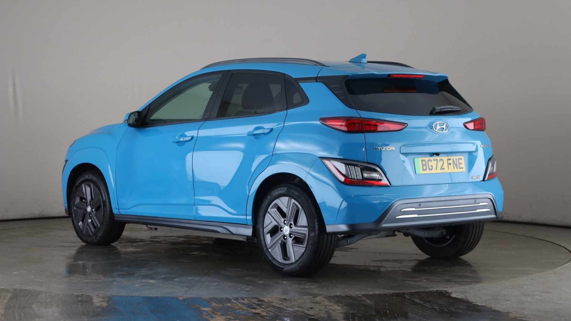 150kW Premium 64kWh 5dr Auto [2022]