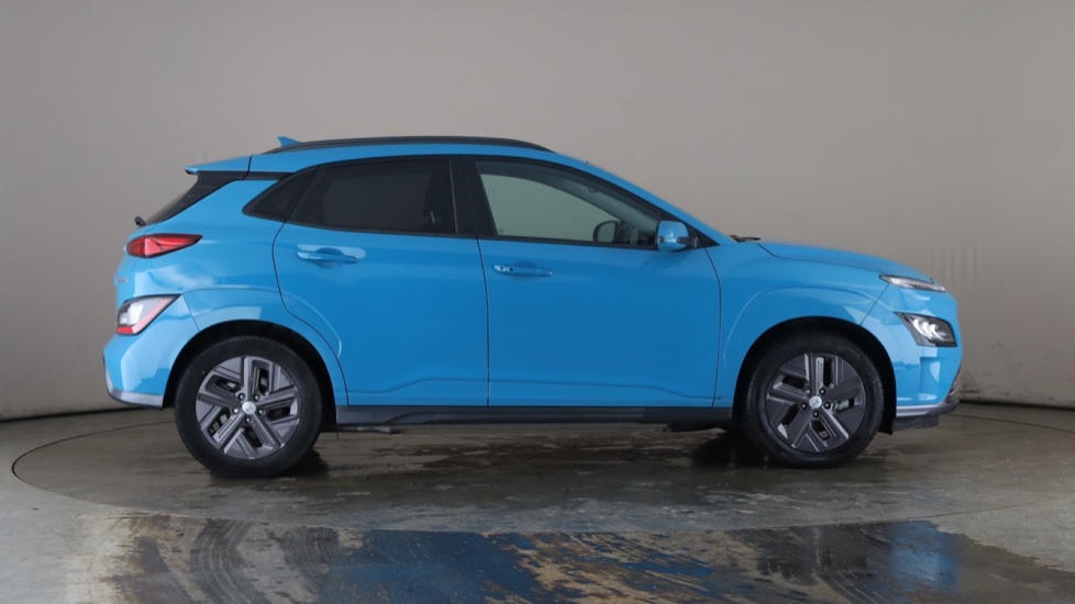 HYUNDAI KONA Image 6