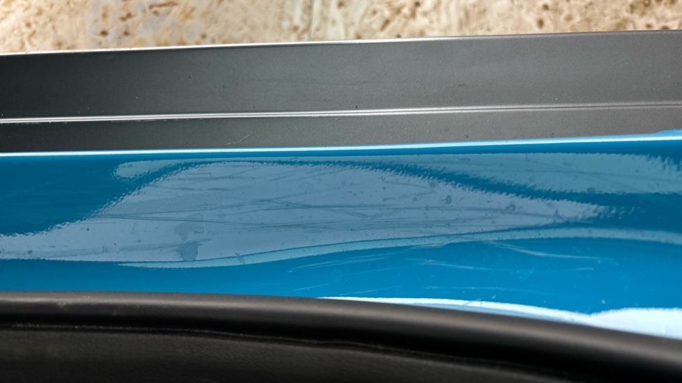 HYUNDAI KONA Scratches