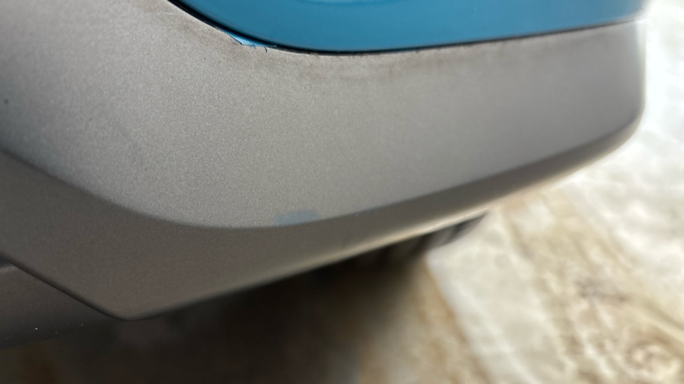 HYUNDAI KONA Contamination