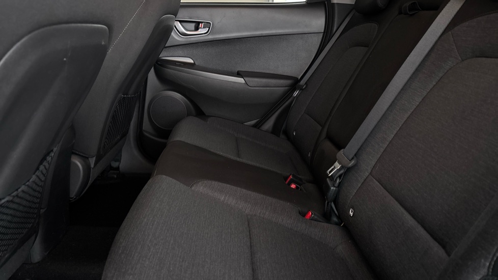 HYUNDAI KONA Image 14