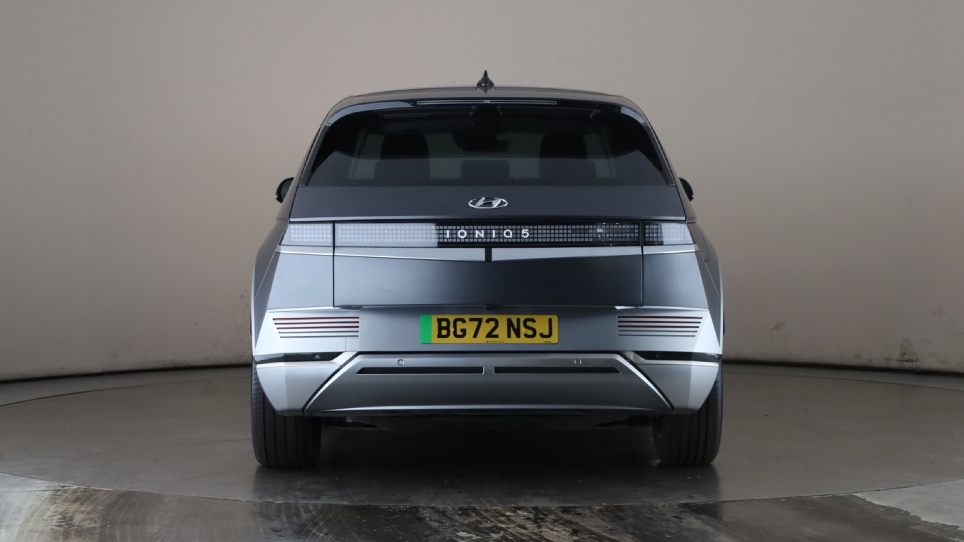 4027732 125kW Ultimate 58 kWh 5dr Auto