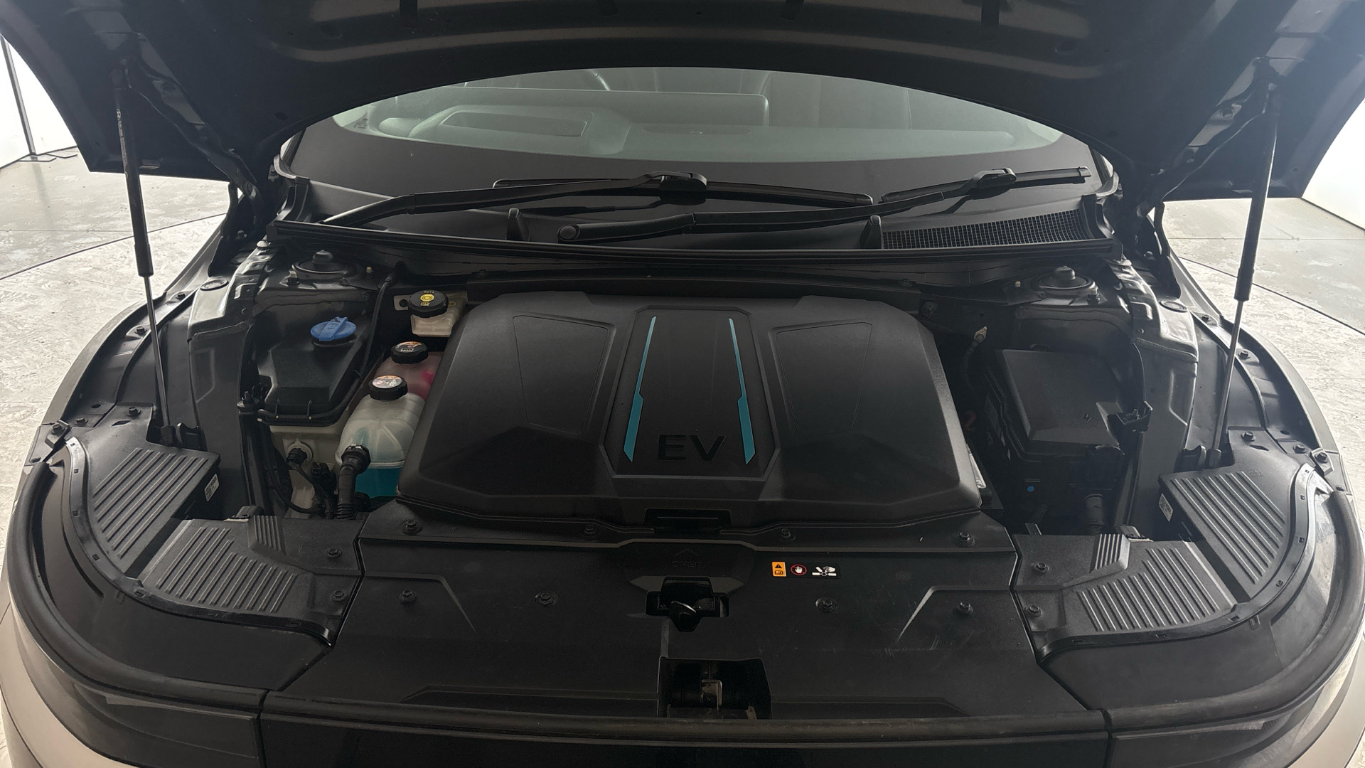 4027732 125kW Ultimate 58 kWh 5dr Auto