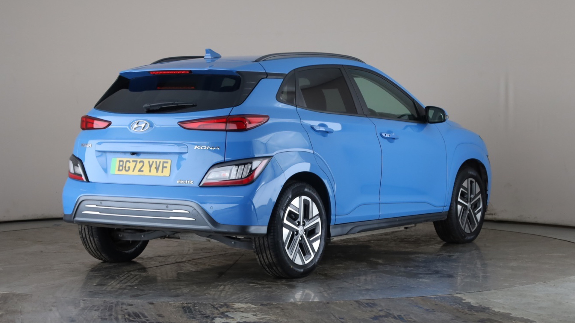 4027594 150kW Premium 64kWh 5dr Auto