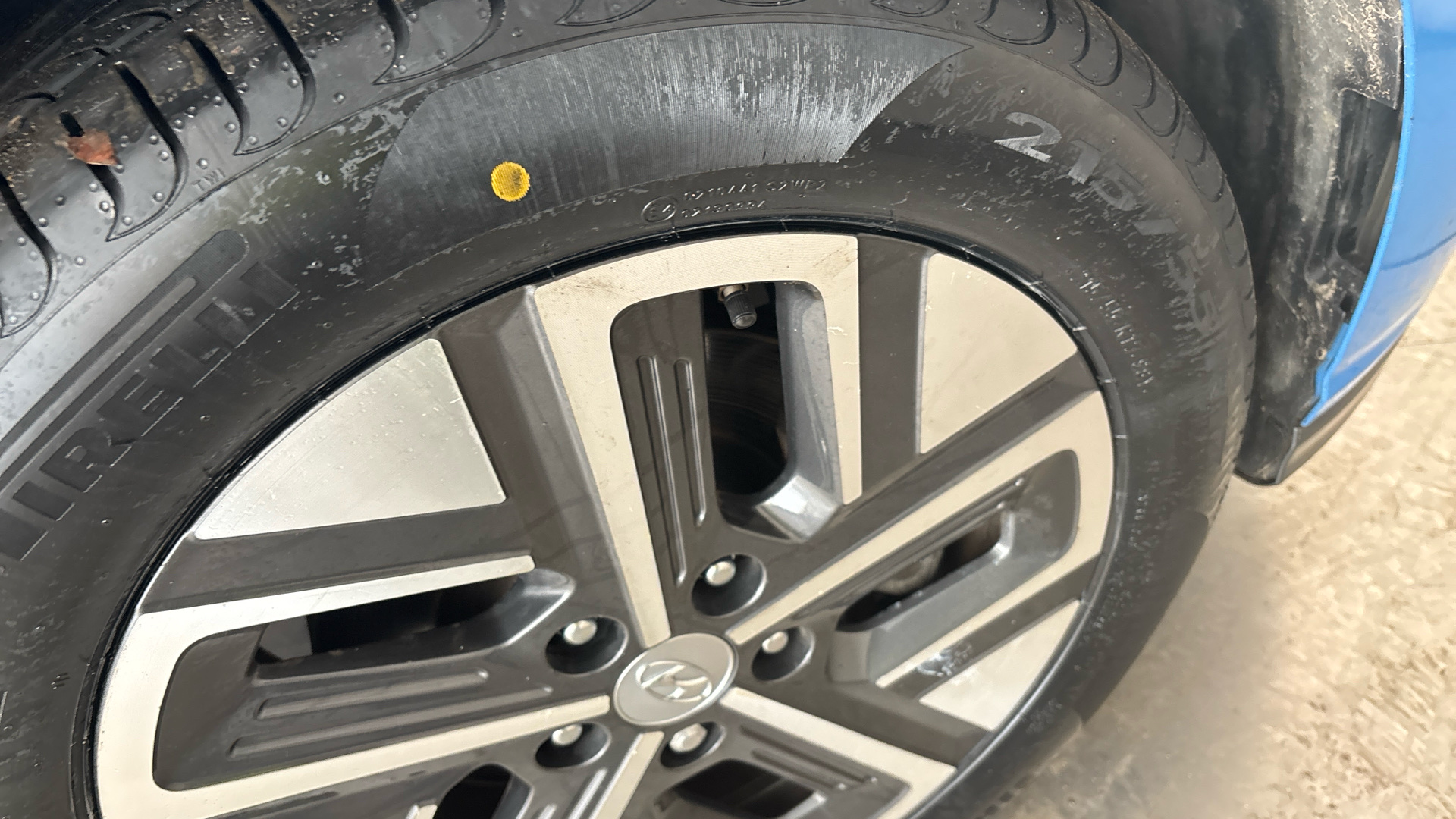 4027594 150kW Premium 64kWh 5dr Auto