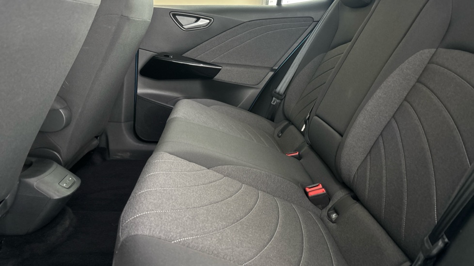 VOLKSWAGEN ID.3 Image 14