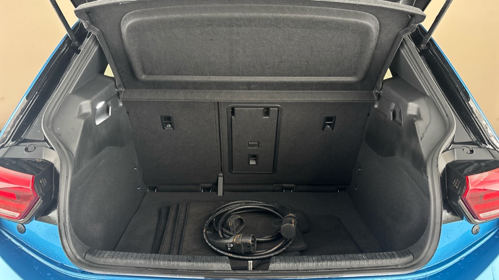 VOLKSWAGEN ID.3 Image 15