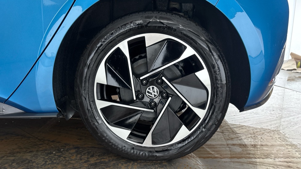 VOLKSWAGEN ID.3 Image 18