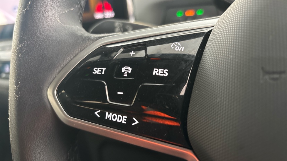 VOLKSWAGEN ID.3 Cruise control