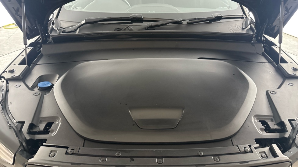 VOLVO EX40 Image 16