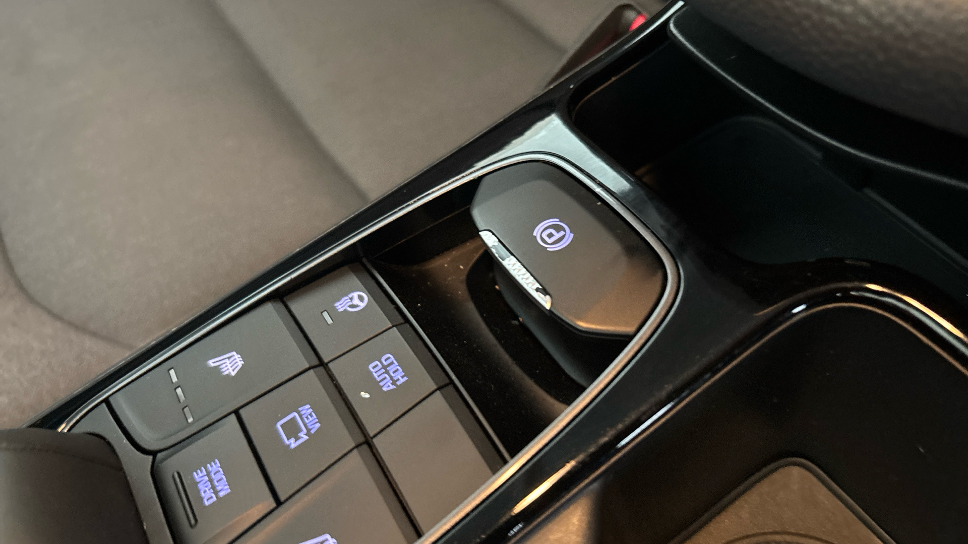 4027730 100kW Premium 38kWh 5dr Auto