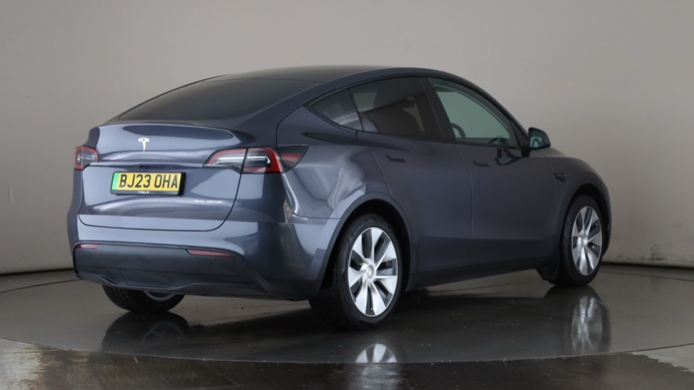 TESLA MODEL Y Image 5