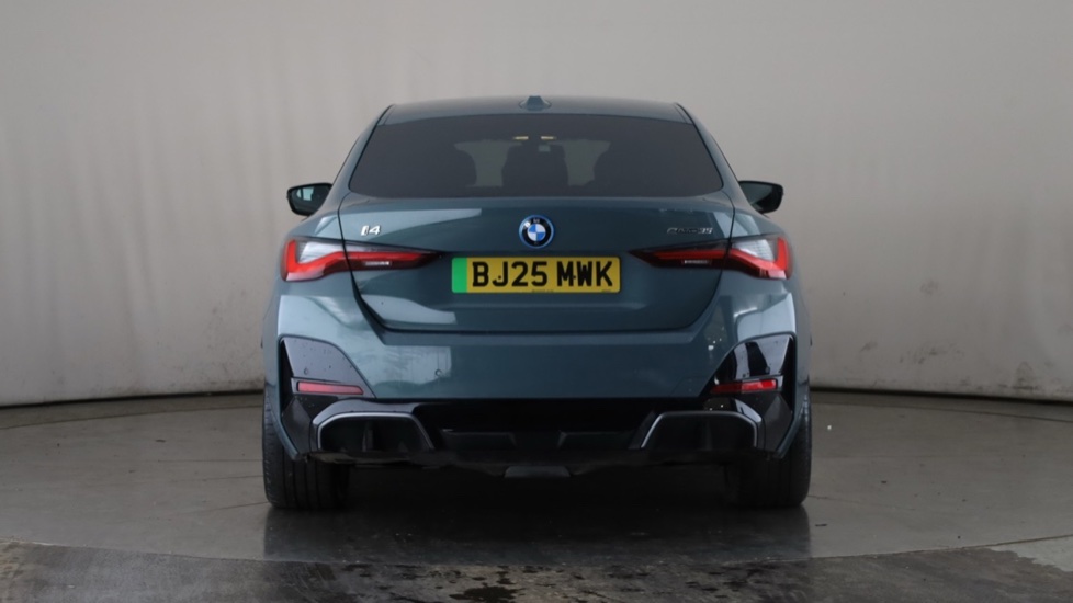 BMW I4 Image 4