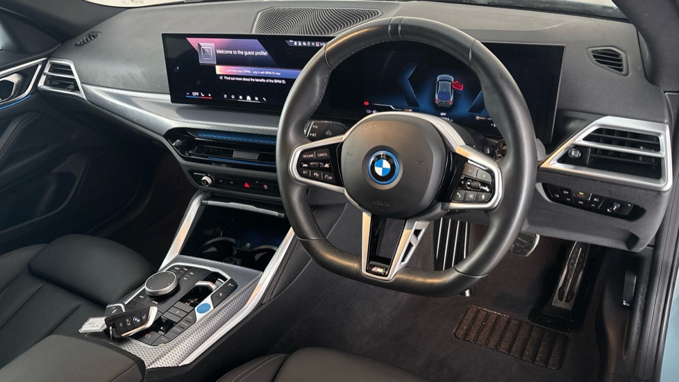 BMW I4 Image 9