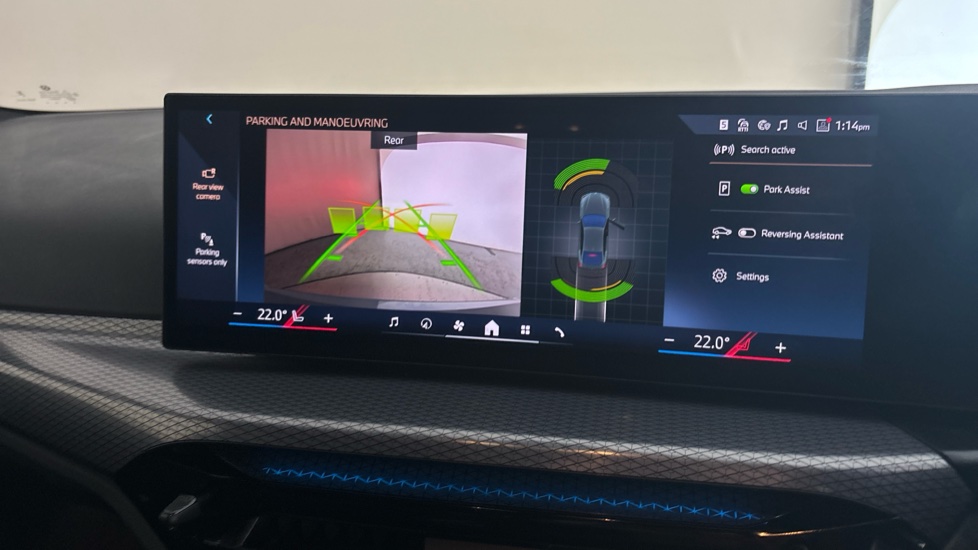 BMW I4 reverse camera