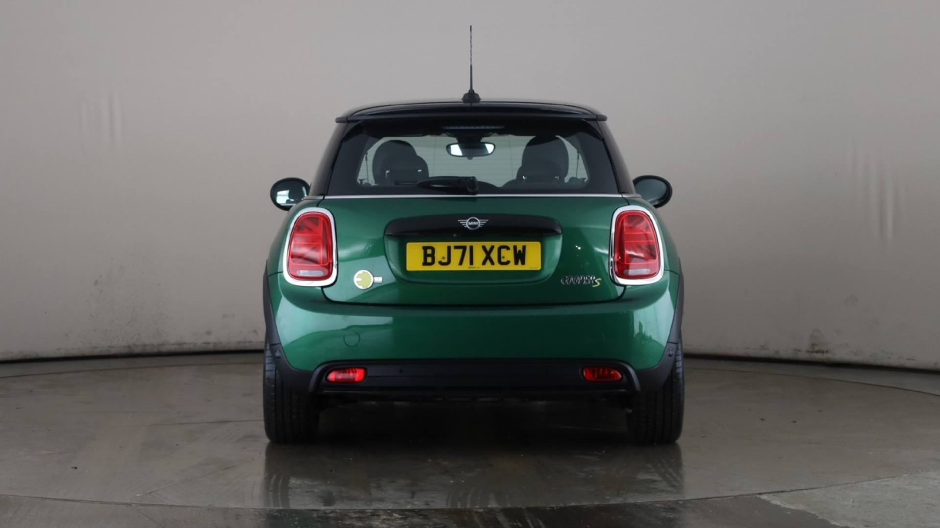 4020905 135kW Cooper S Level 2 33kWh 3dr Auto