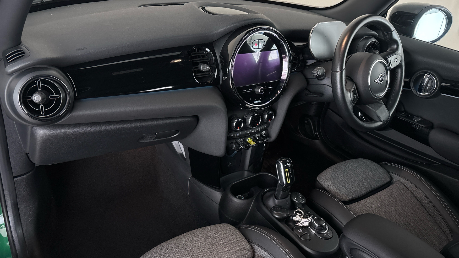 4020905 135kW Cooper S Level 2 33kWh 3dr Auto