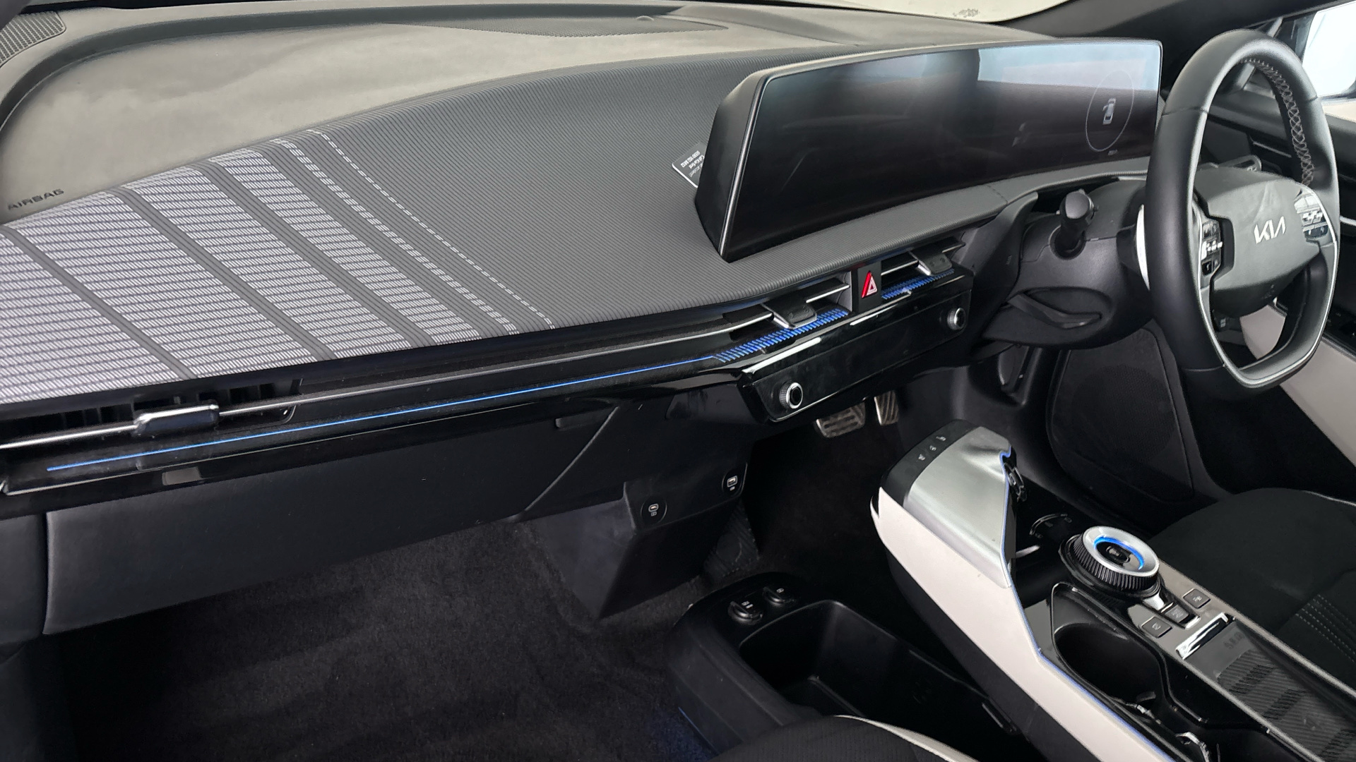 4027549 166kW GT Line 77.4kWh 5dr Auto