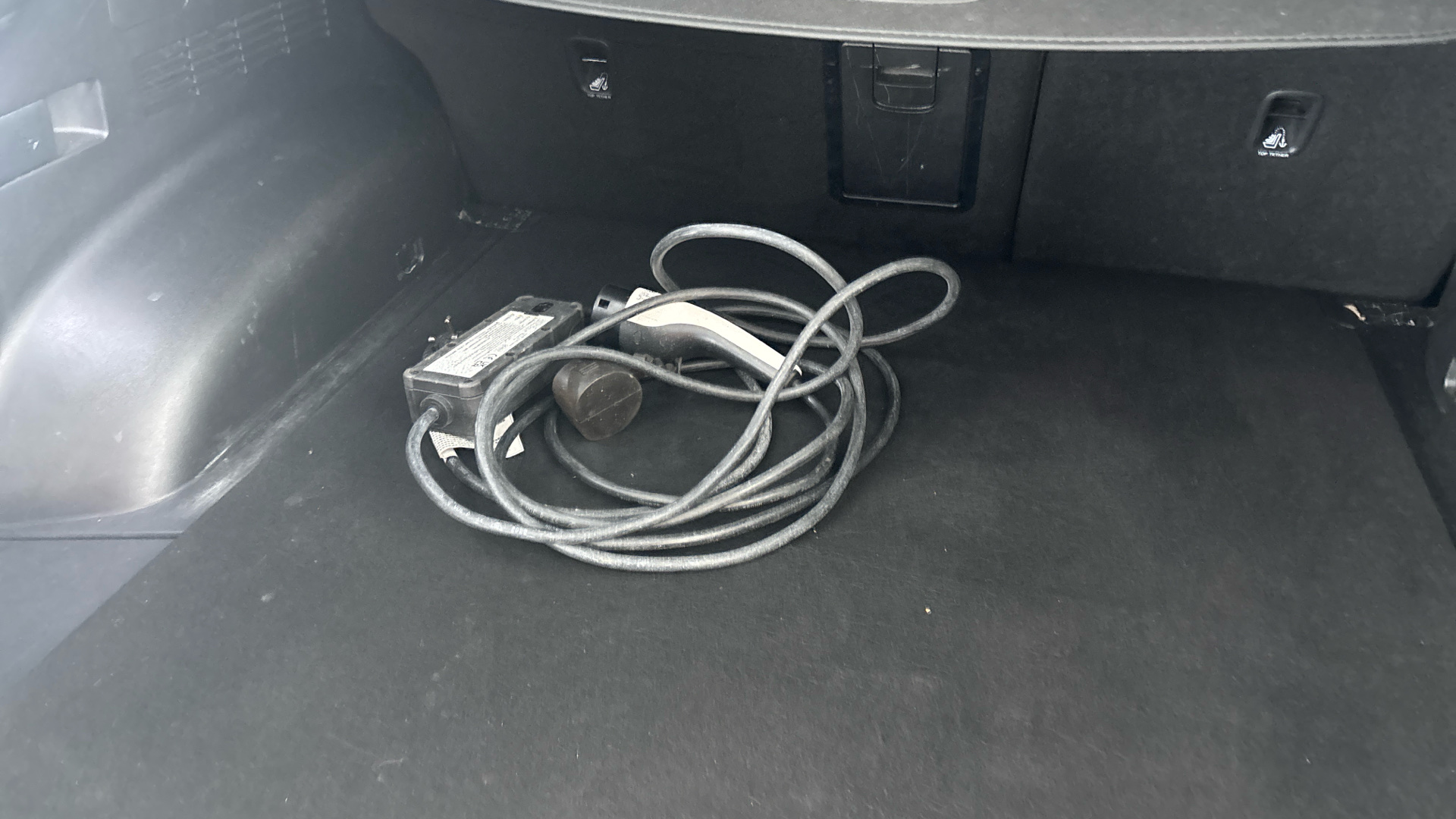 4027549 166kW GT Line 77.4kWh 5dr Auto