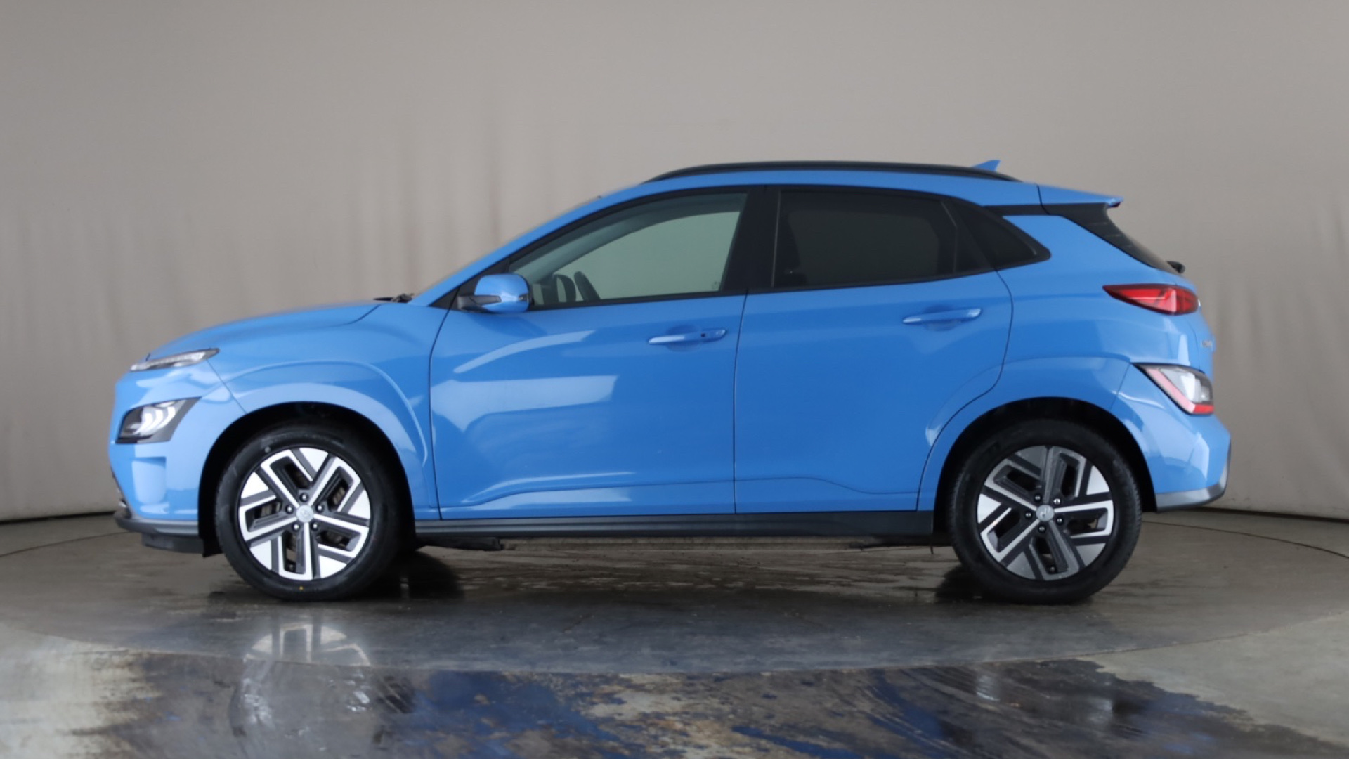 150kW Premium 64kWh 5dr Auto [2023]