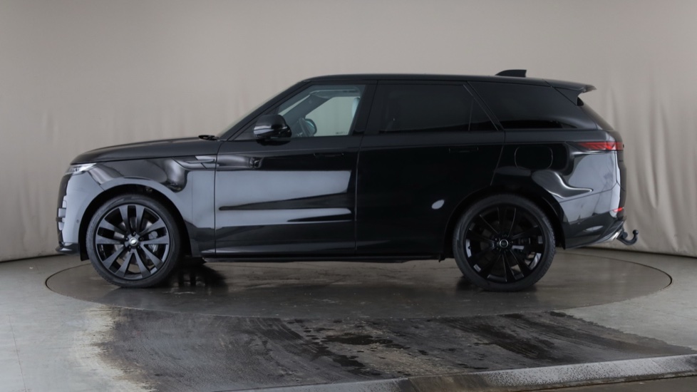 LAND ROVER RANGE ROVER SPORT Image 2