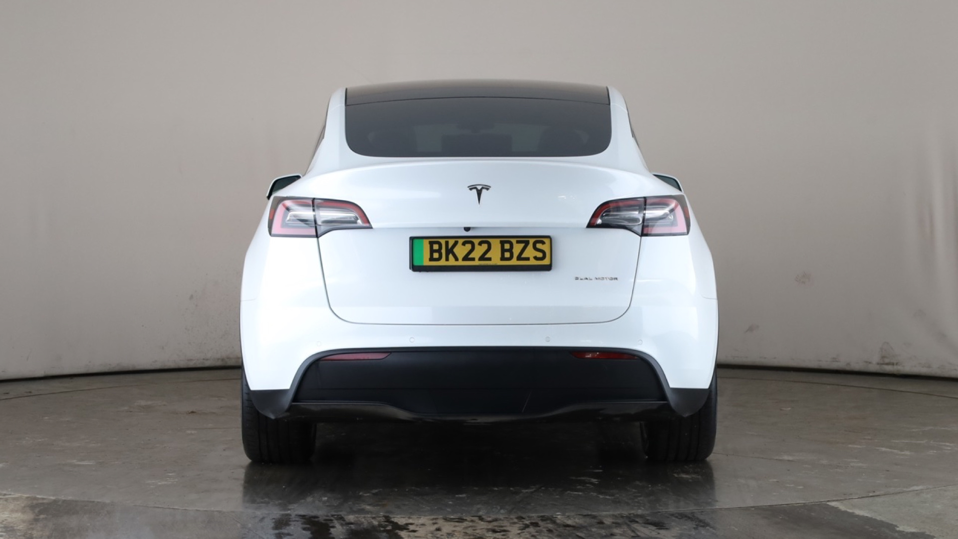 4047606 Long Range AWD 5dr Auto