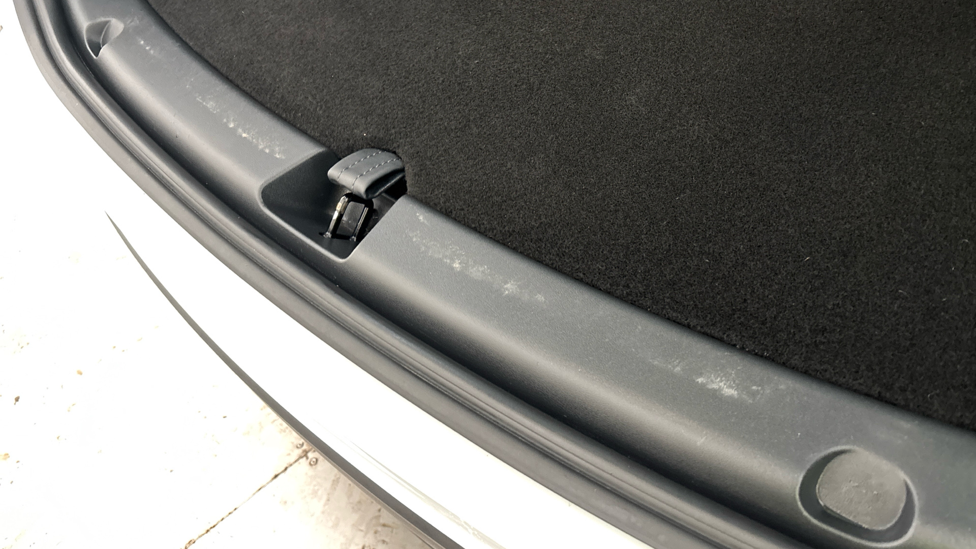 4047606 Long Range AWD 5dr Auto