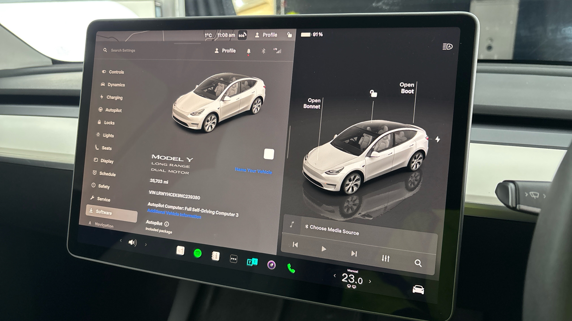 4047606 Long Range AWD 5dr Auto