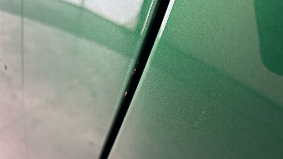 MINI HATCHBACK chips