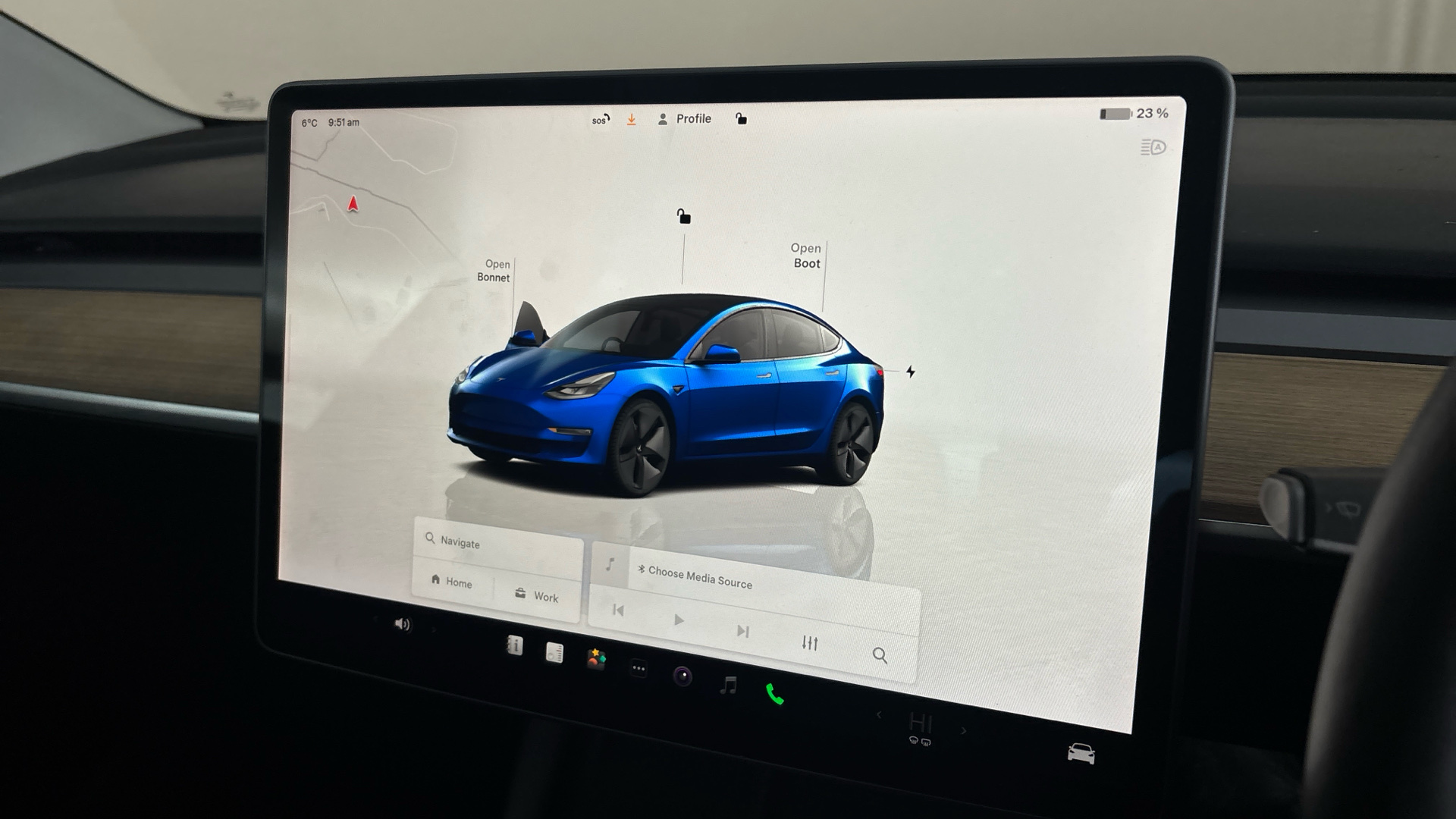 4060168 RWD 4dr Auto