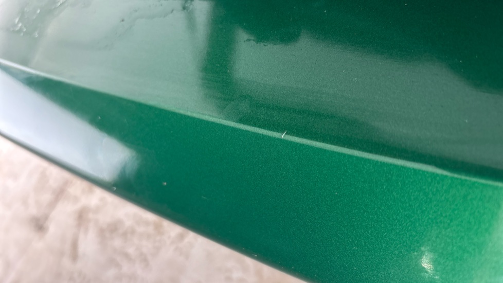 MINI HATCHBACK Scratches and chips