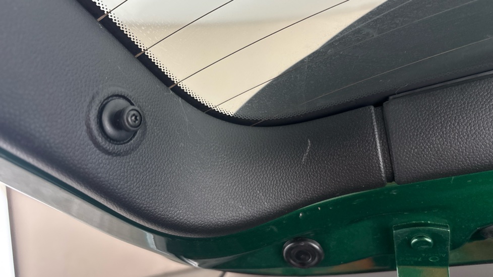 MINI HATCHBACK Scuff