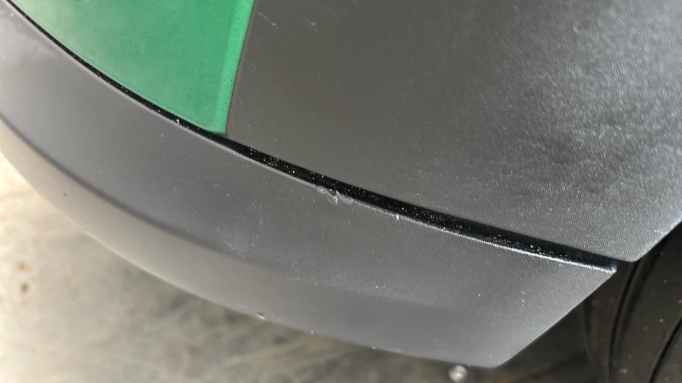 MINI HATCHBACK Scuff