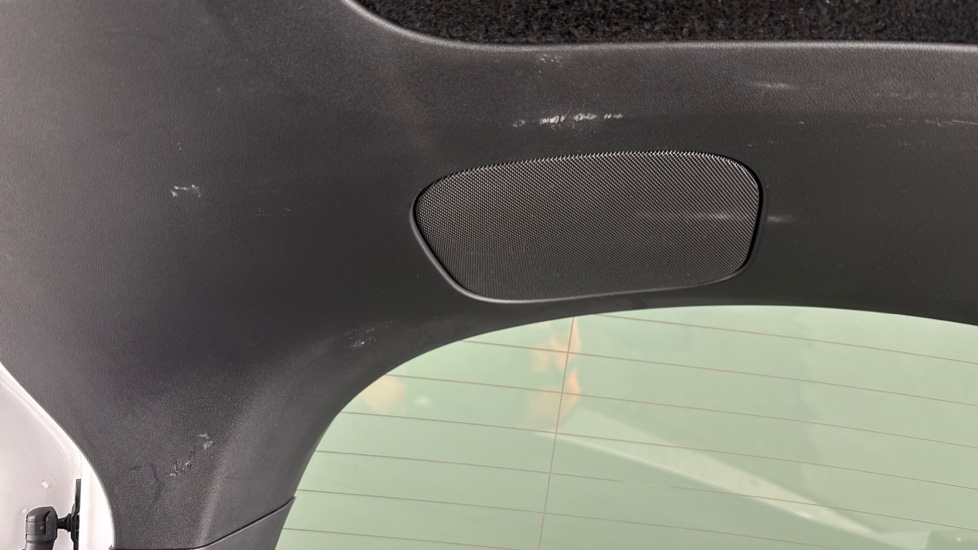 TESLA MODEL Y Scuff