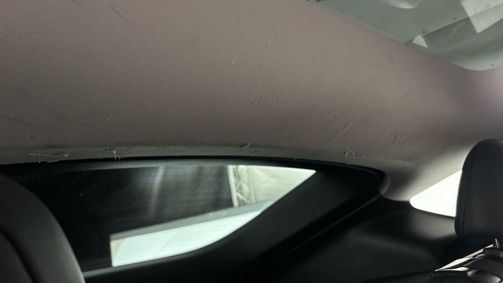 TESLA MODEL Y Scuff and marks
