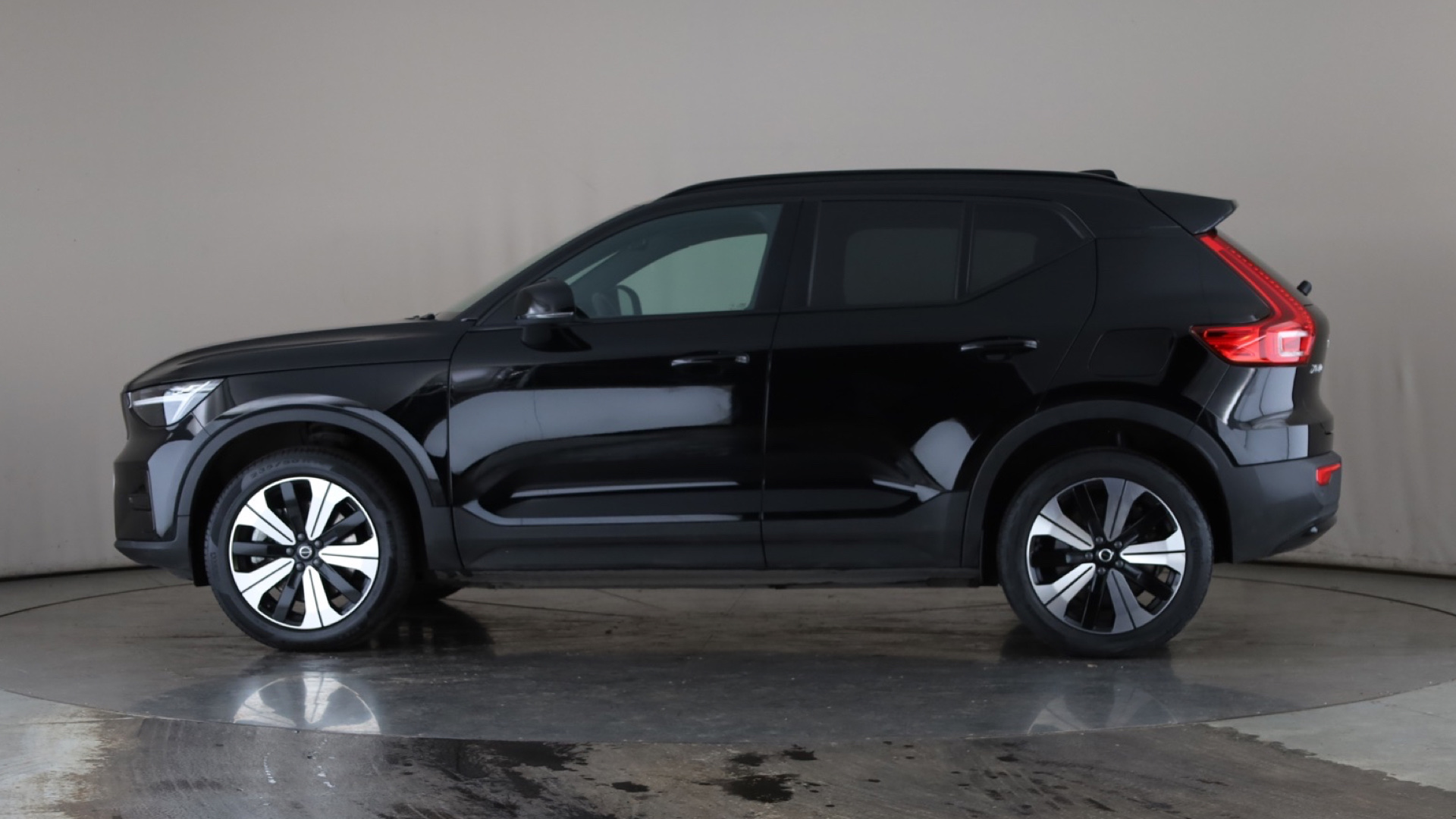 170kW Recharge Core 69kWh 5dr Auto