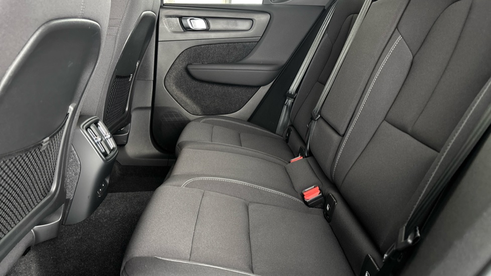 VOLVO XC40 Image 14