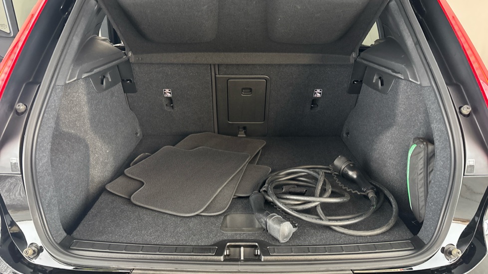VOLVO XC40 Image 15
