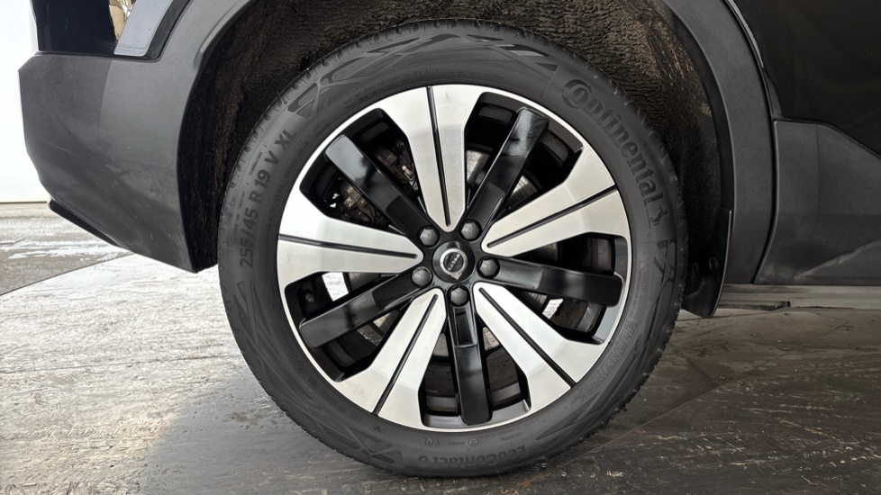 VOLVO XC40 Image 19