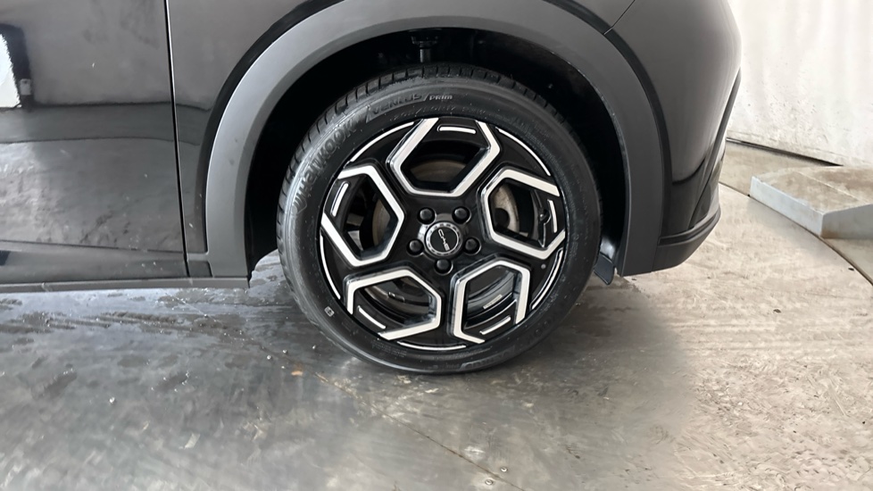 BYD DOLPHIN Image 20