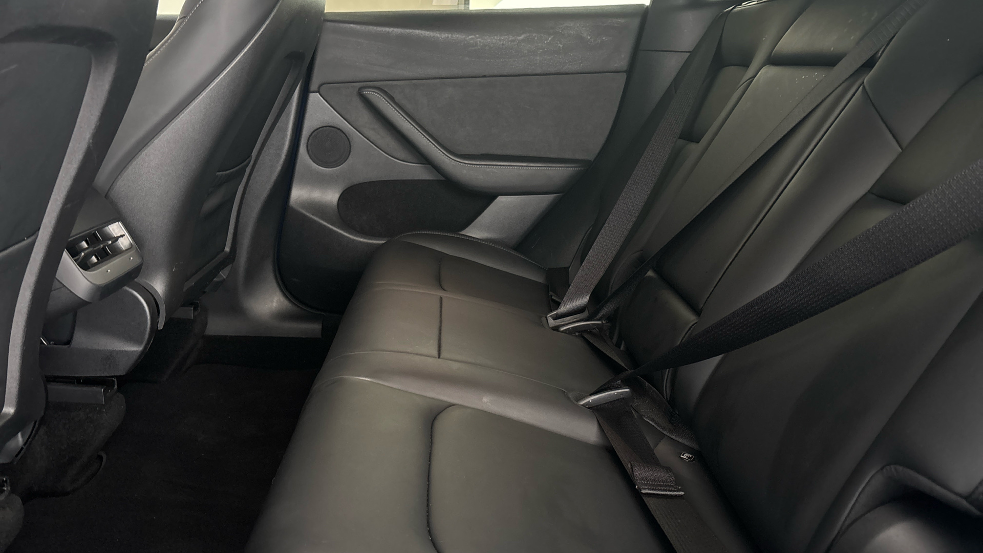 4027572 Long Range AWD 5dr Auto