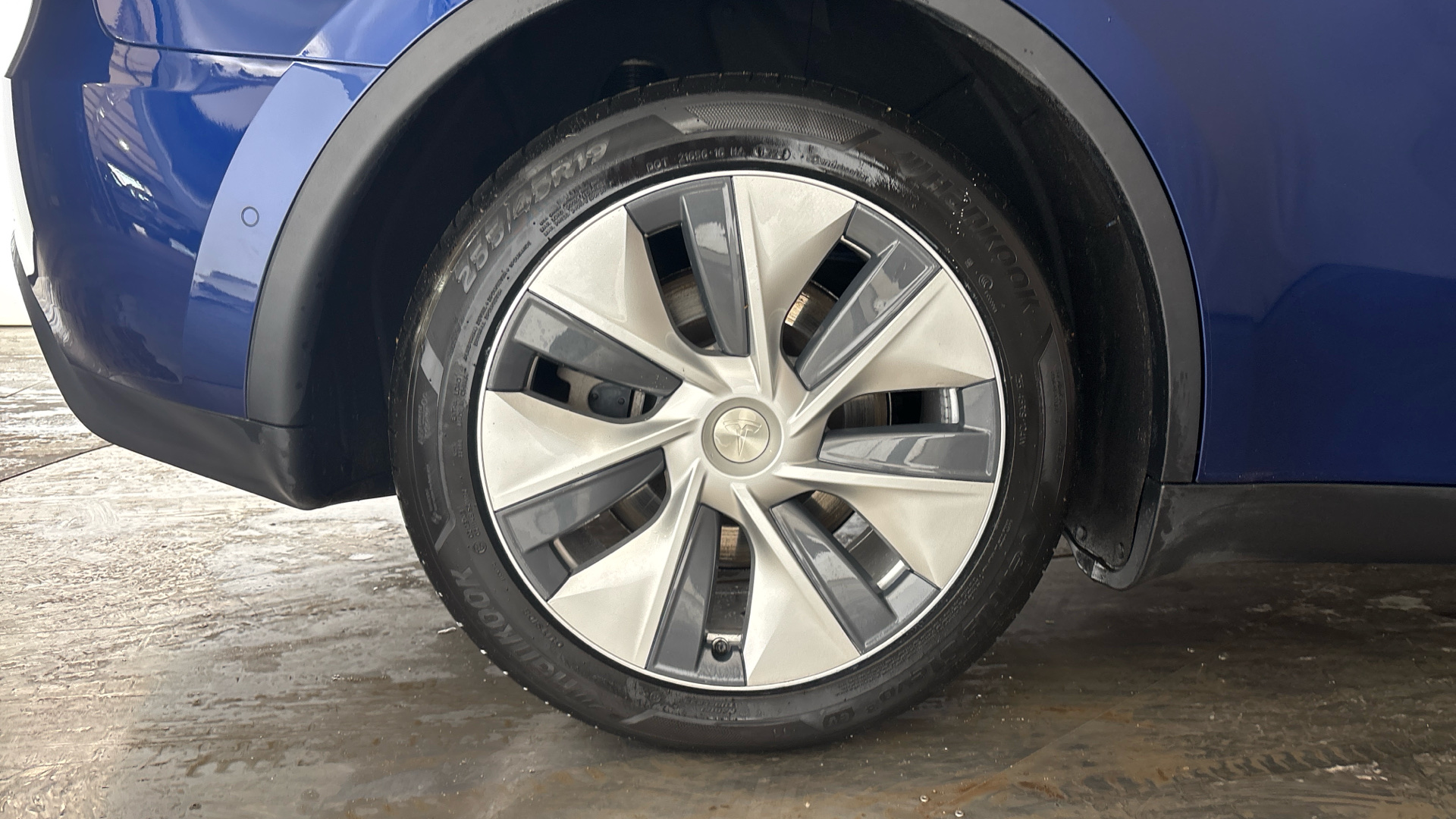 4027572 Long Range AWD 5dr Auto