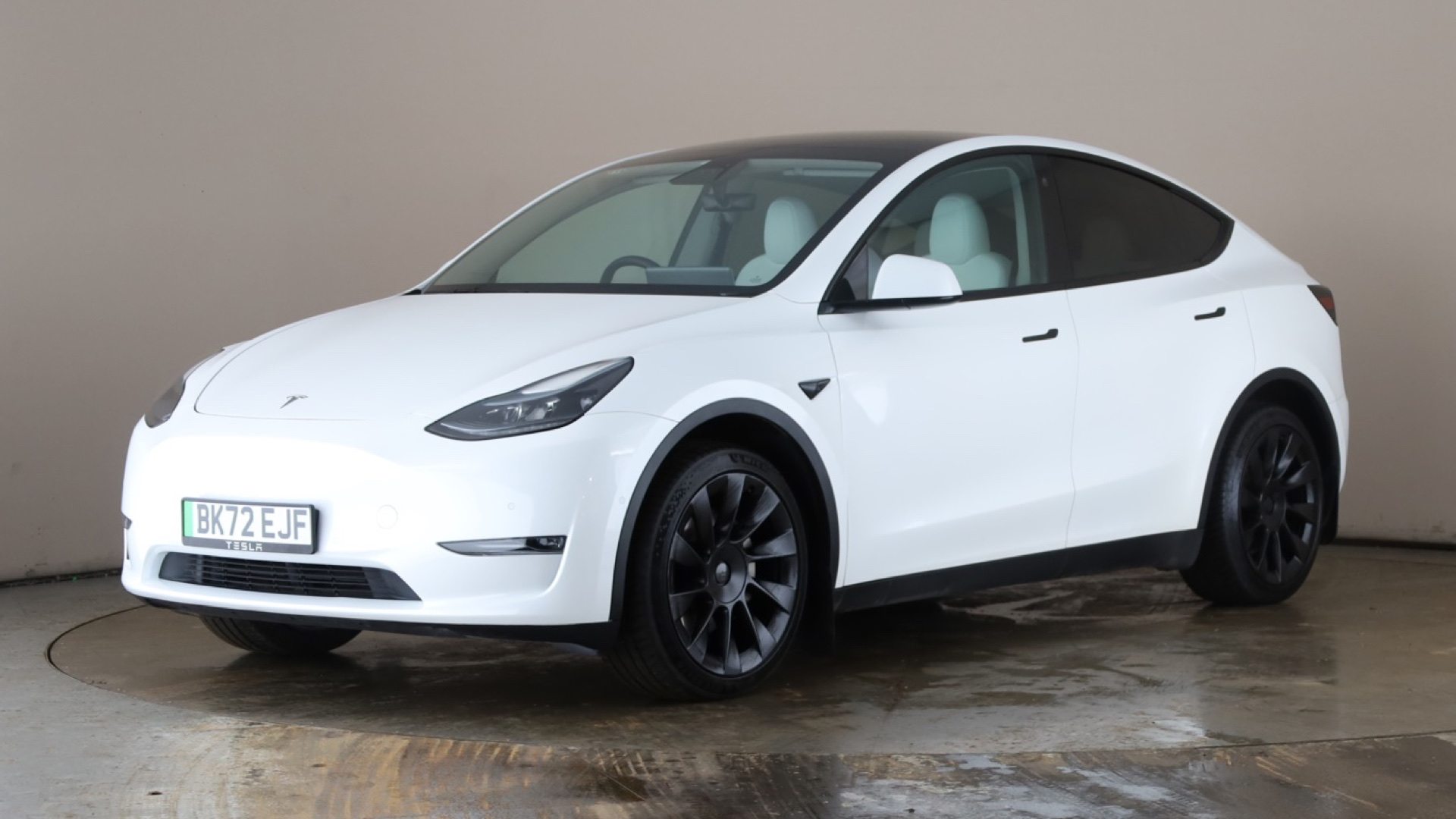 Tesla Model Y Hatchback Long Range AWD 5dr Auto